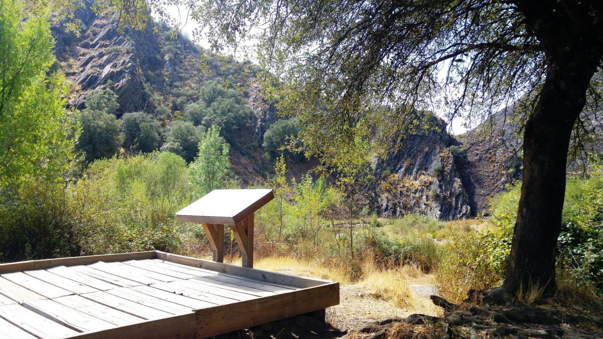 Casa Con Piscina En Parque Nacional De Cabaneros Navas de Estena Eksteriør billede