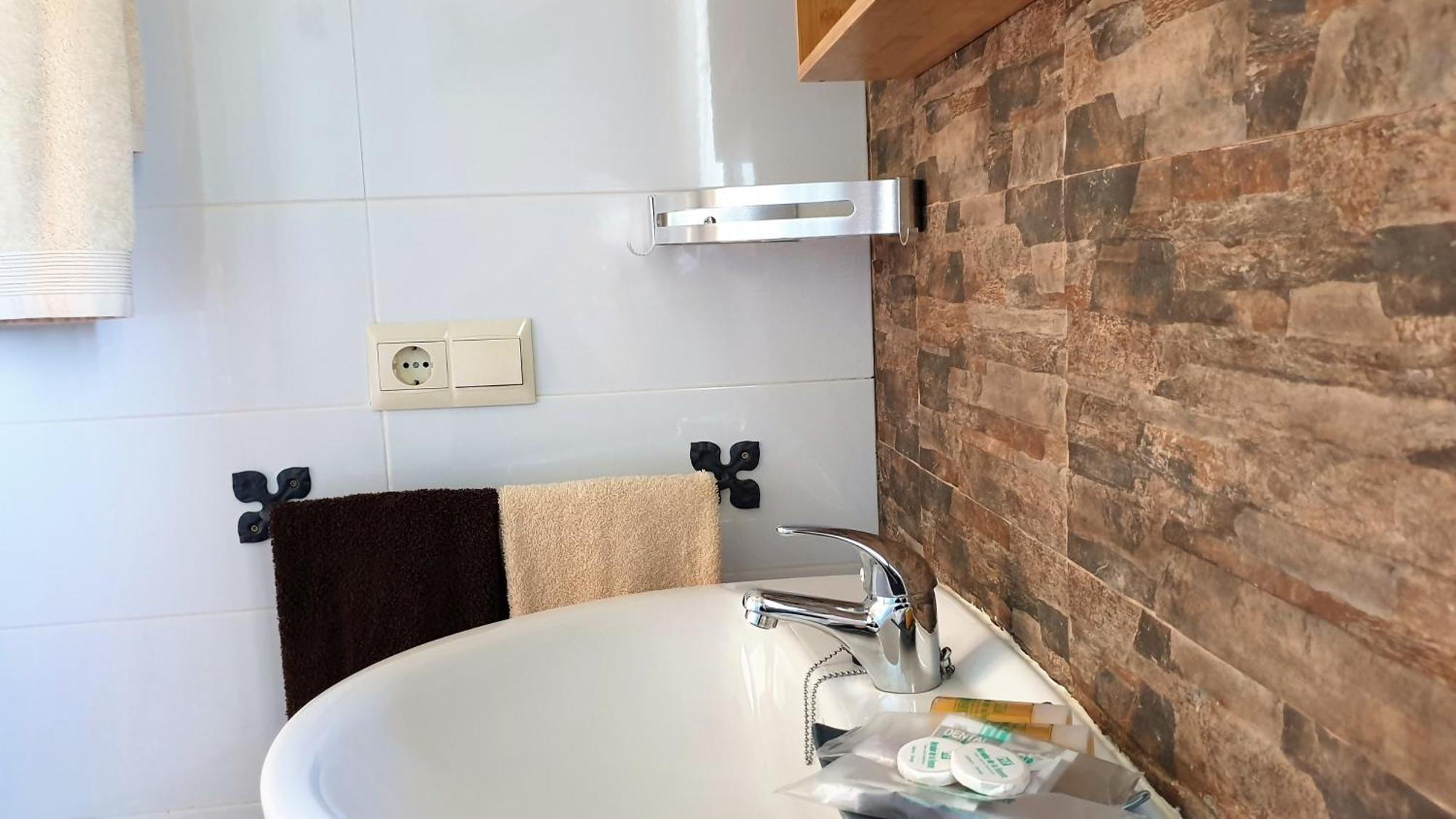 Casa Con Piscina En Parque Nacional De Cabaneros Navas de Estena Eksteriør billede